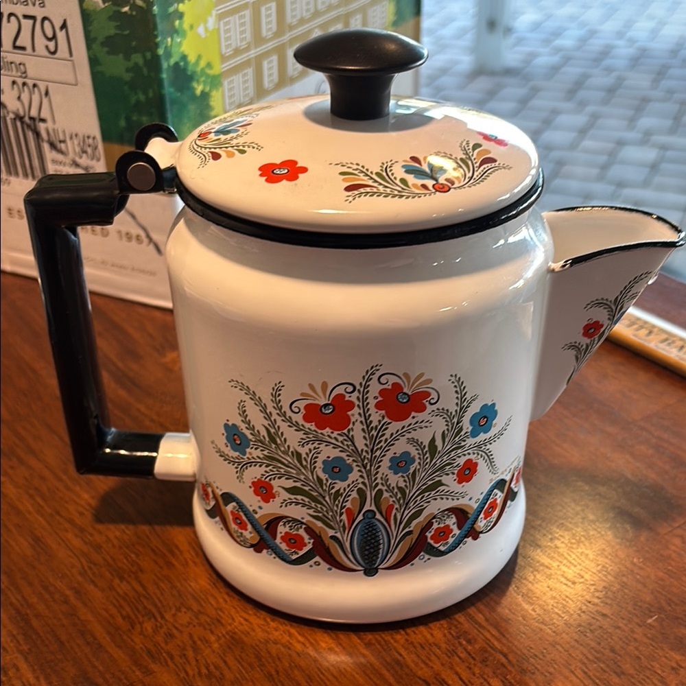Berggren Floral Enamel Teapot with Black Handle